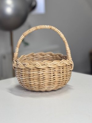 Плетёная корзина с ручкой из бумажной лозы — пасхальная корзинка ручной работы, корзина  для пикника