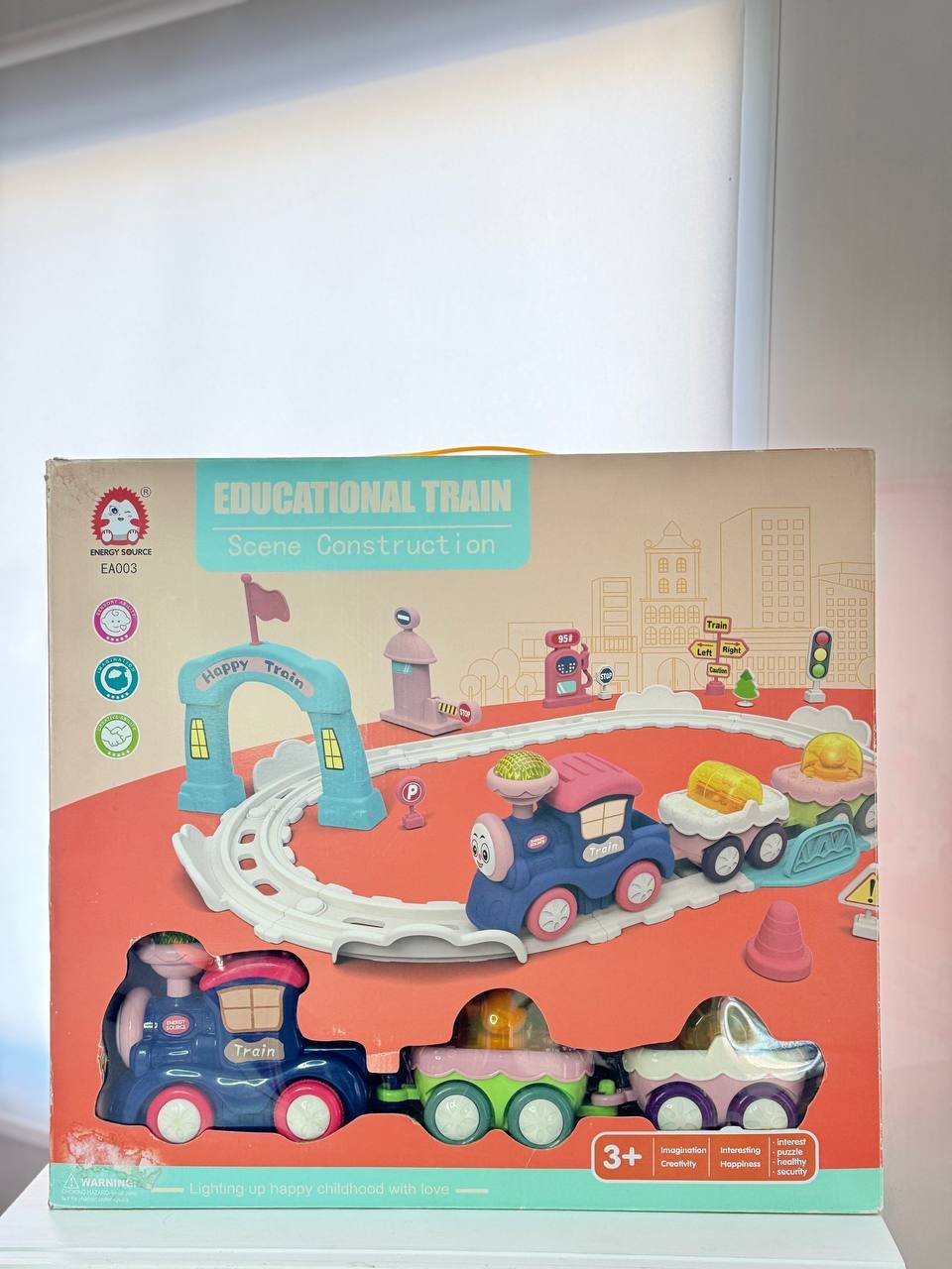 Купить развивающий игровой набор «Железная дорога Educational Train» (EA003) со светом и звуком.